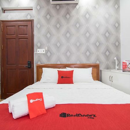 Reddoorz Plus @ Huynh Tan Phat Ciudad Ho Chi Minh  Exterior foto