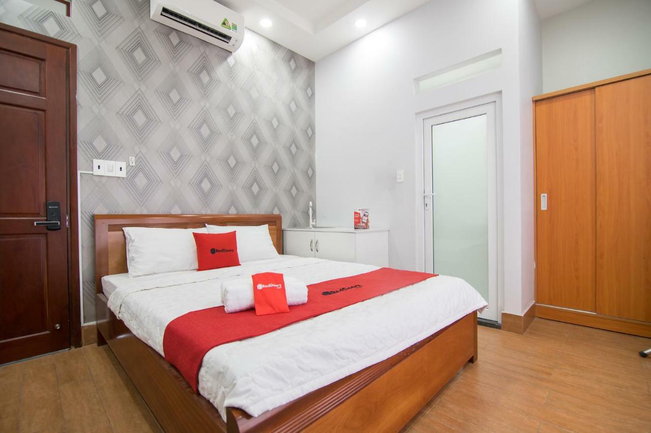 Reddoorz Plus @ Huynh Tan Phat Ciudad Ho Chi Minh  Exterior foto