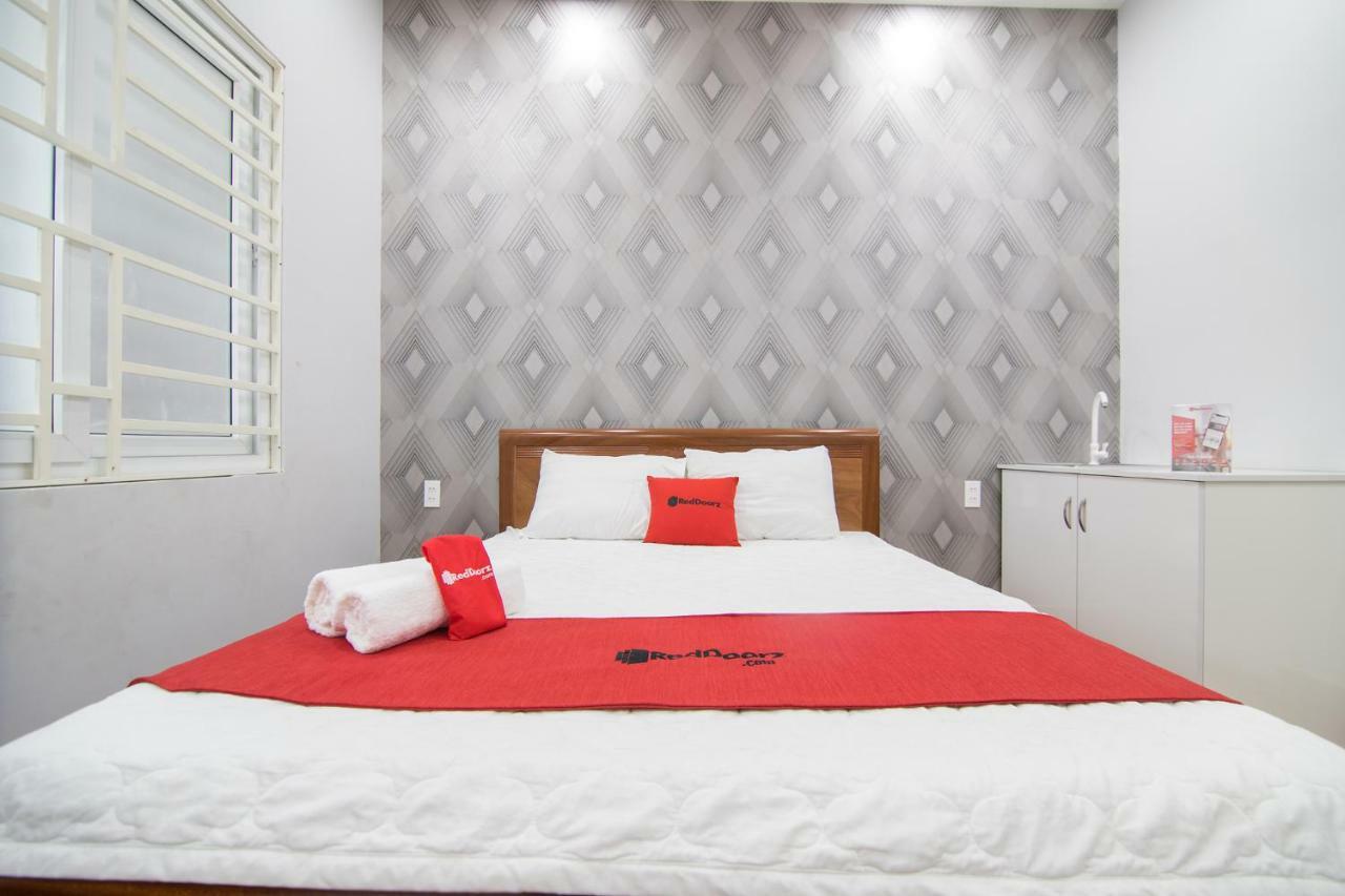 Reddoorz Plus @ Huynh Tan Phat Ciudad Ho Chi Minh  Exterior foto