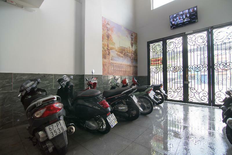 Reddoorz Plus @ Huynh Tan Phat Ciudad Ho Chi Minh  Exterior foto